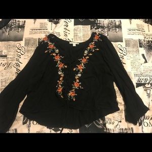 AE lace up cropped embroidered top